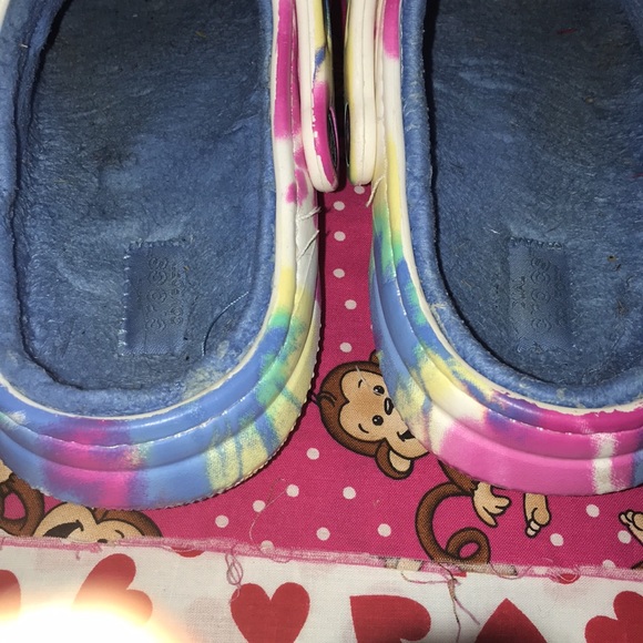Authentic Rainbow tie-dye crocs shoes - Picture 8 of 9